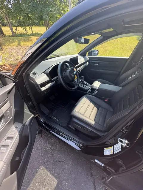 Black SUV, leather interior